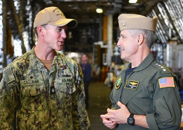 PACFLT Visits USS Manchester (LCS 14)