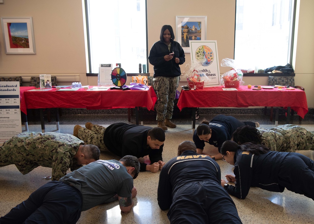 NMRTC, Bethesda leadership promotes physical readiness