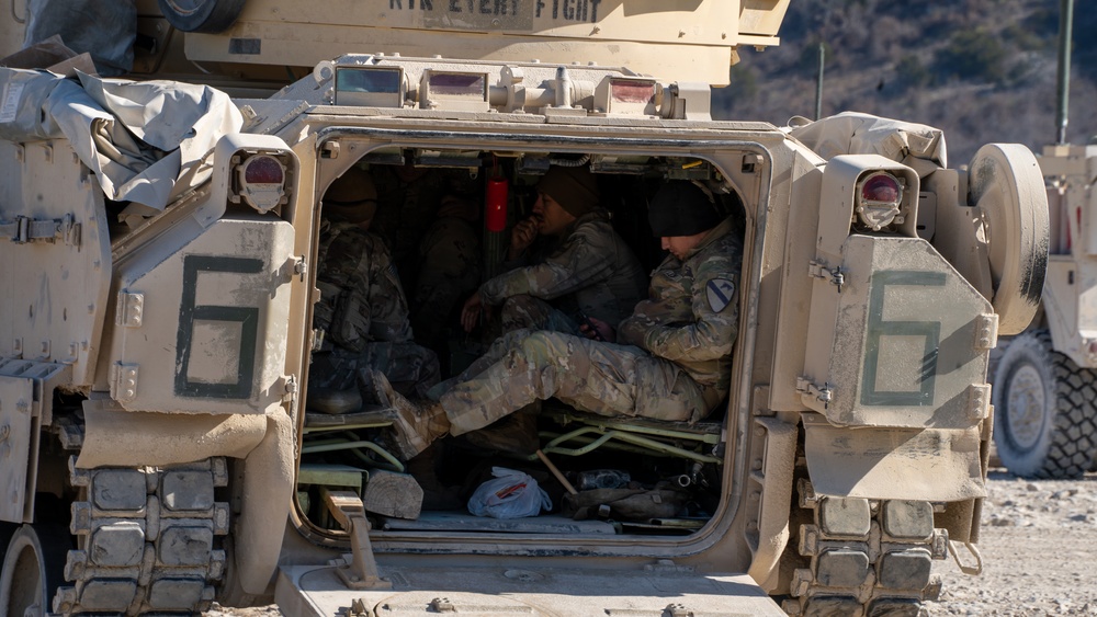 UT-Austin Students visit 'GREYWOLF' 3ABCT, 1CD's Combined Arms Live Fire (CALFEX)