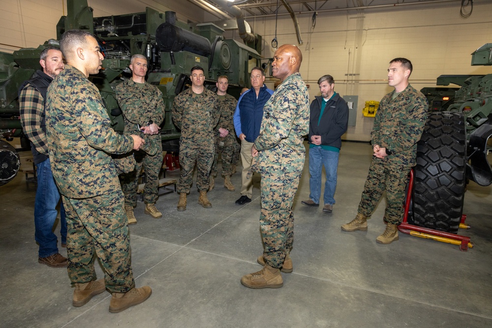 Training Command Commanding General visits Marine Corps Combat Service Support Schools