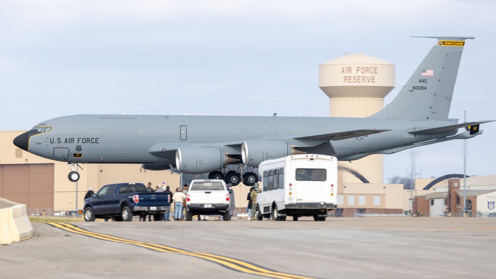&quot;Fini Flight&quot; at the 171st Air Refueling Wing