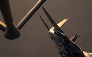 Strike Eagles, Thunderbolts support Inherent Resolve