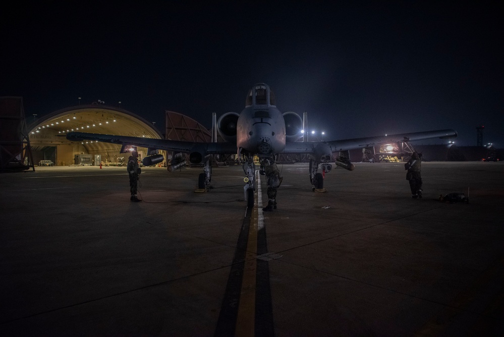 25th FS embodies ‘Fight Tonight’ during Beverly Herd 25-2