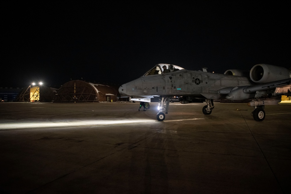 25th FS embodies ‘Fight Tonight’ during Beverly Herd 25-2