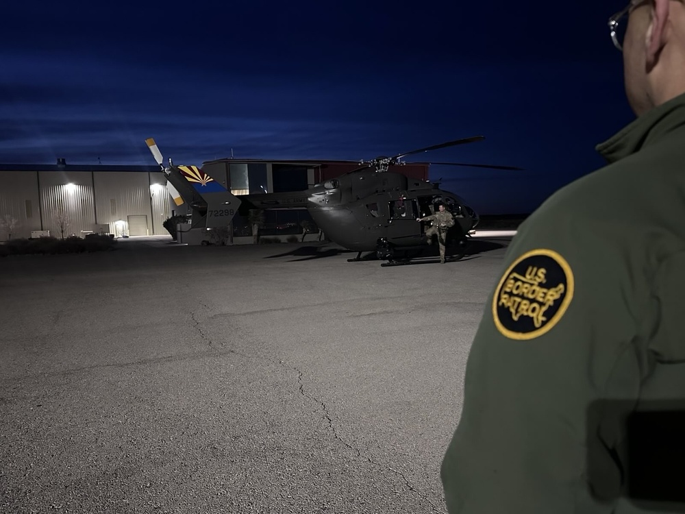 U.S. Soldiers support CBP near Dona Ana, N.M.