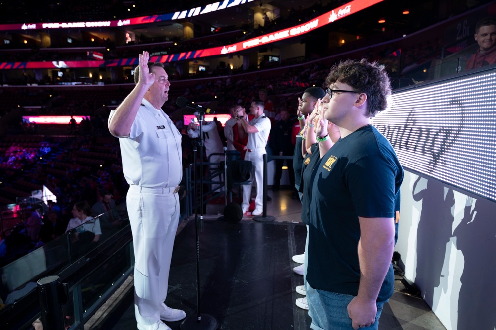 Four Future Sailors Swear In at Florida Panthers Game