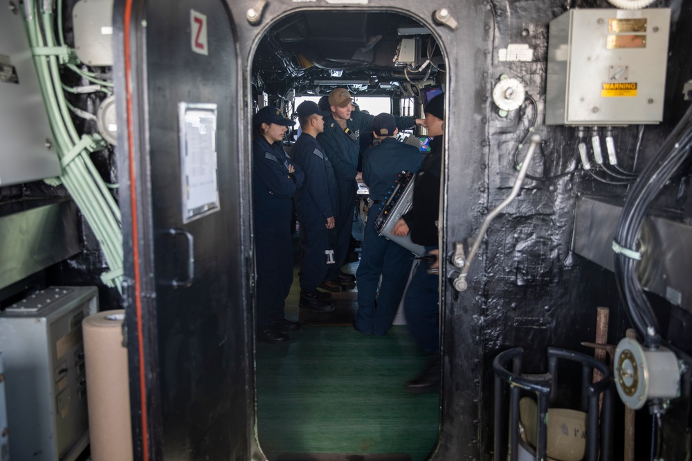 Sea and anchor onboard USS Iwo Jima