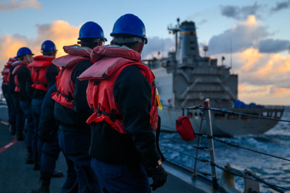 UNREP w/ USNS Henry J. Kaiser | USS Fitzgerald (DDG 62)