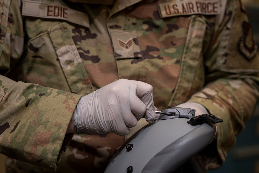 374 OSS upgrades aircrew oxygen masks; enhances standardization