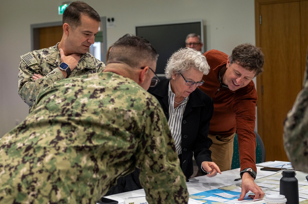 NAVFAC EURAFCENT hosts a PWO/DPWOs Symposium