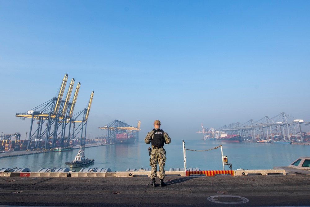 Carl Vinson Carrier Strike Group Departs Thailand