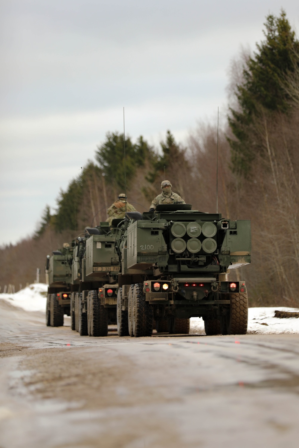 HIMARS Crews Certify Skills in Estonia