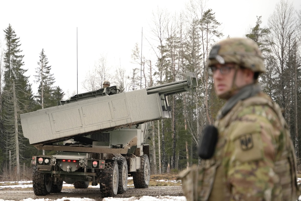 HIMARS Crews Certify Skills in Estonia