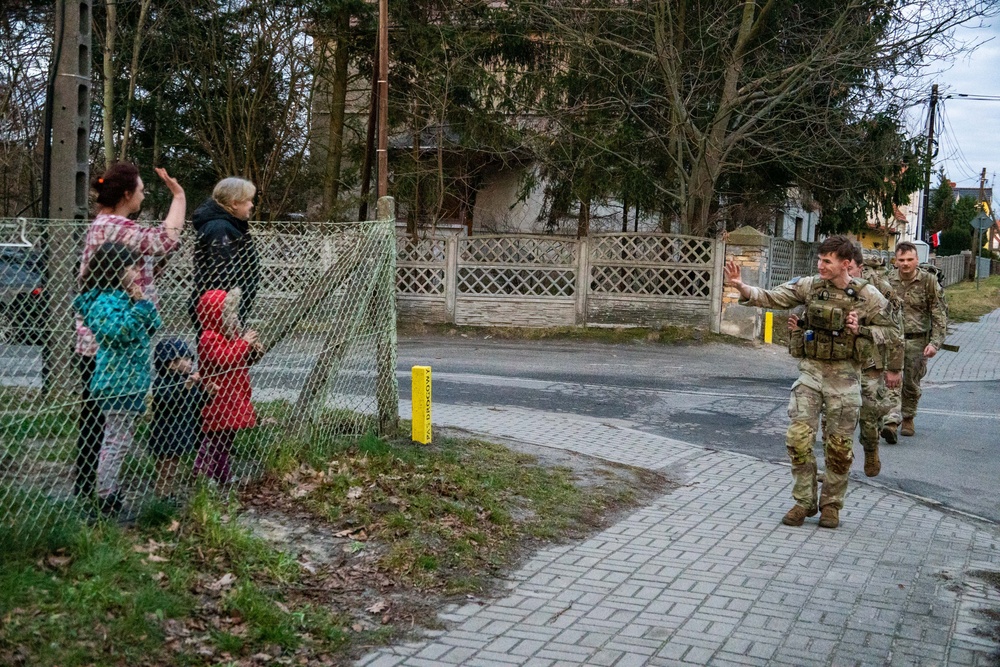 Soldiers, veterans and descendants retrace steps of ‘Stalag Luft 3’ POWs