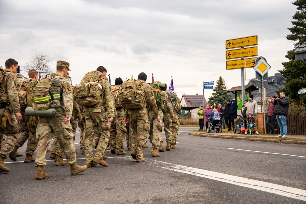 Soldiers, veterans and descendants retrace steps of ‘Stalag Luft 3’ POWs