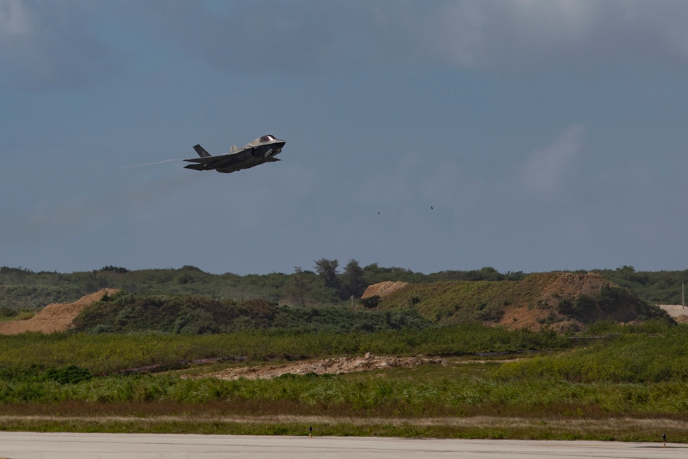 U.S. Marine Corps F-35Bs arrive at Tinian