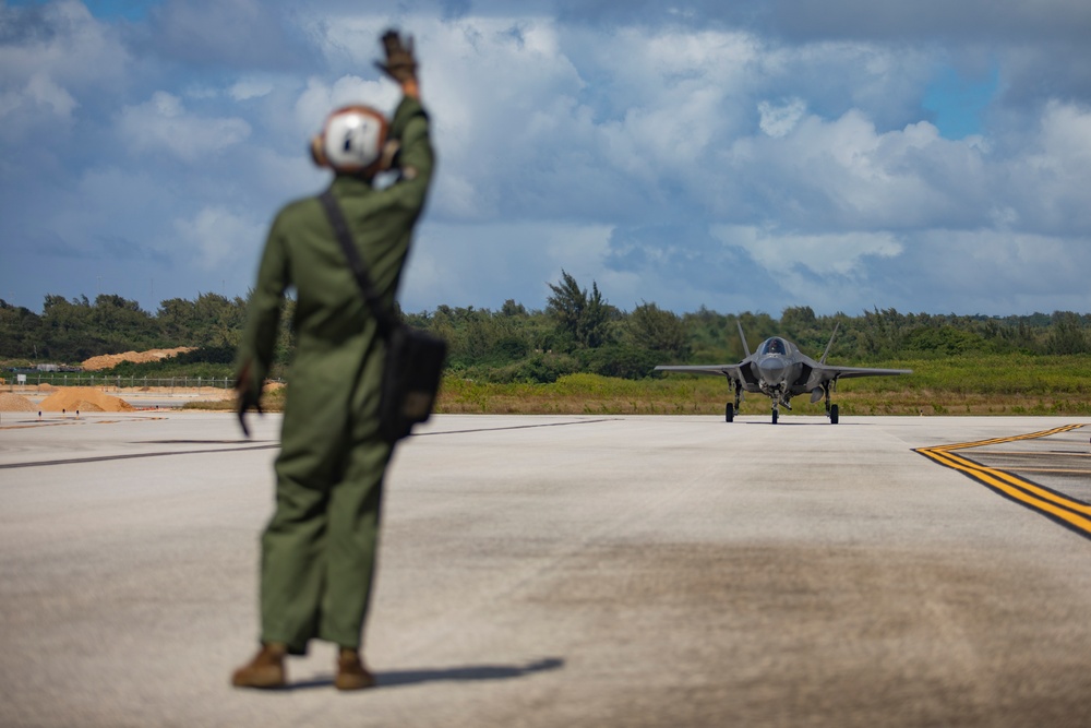 U.S. Marine Corps F-35Bs arrive at Tinian