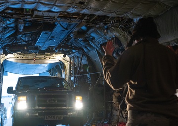 US, UK conduct cross-service hot pit refuels