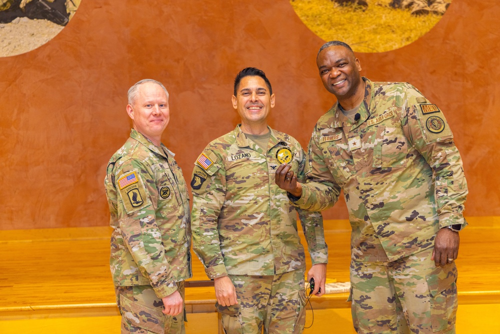 Brig. Gen. Alfred Flowers visit to WRAIR for leadership talk