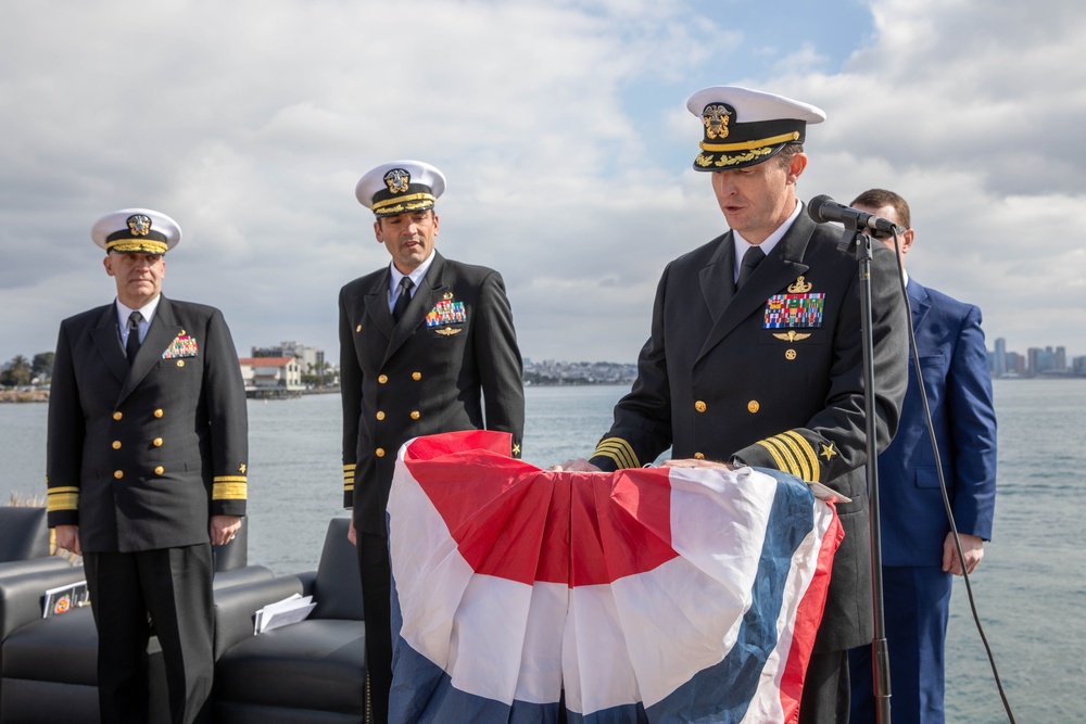 EODGRU-1 Holds Change of Command