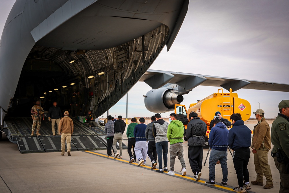 Ecuador Deportation Flight