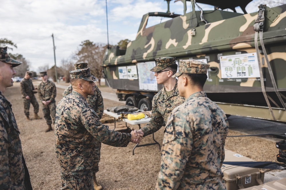Brigadier General Omar J. Randall Visits 2nd MLG Human Performance Center