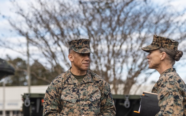 Brigadier General Omar J. Randall Visits 2nd MLG Human Performance Center