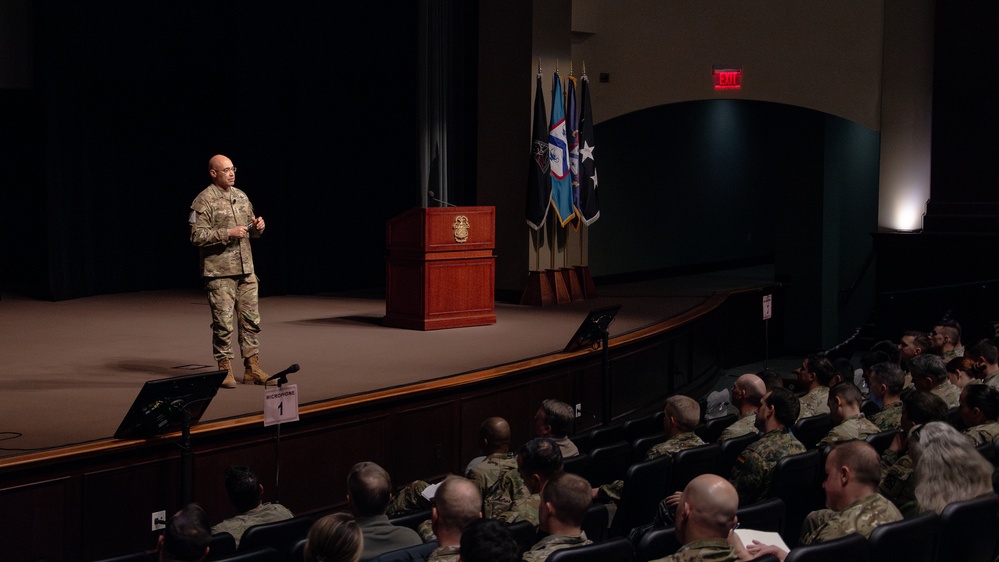 SpOC Commander Champions Joint Space Integration at Army Command and General Staff College