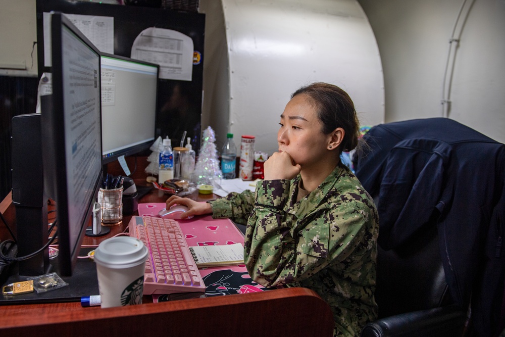 USS Theodore Roosevelt Maintenance