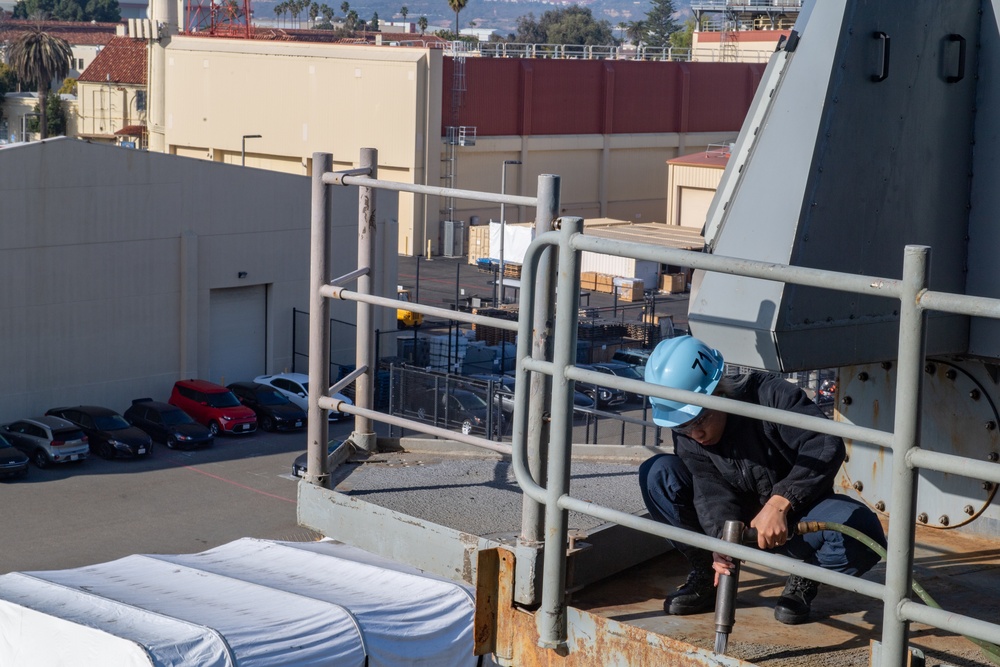 USS Theodore Roosevelt Maintenance