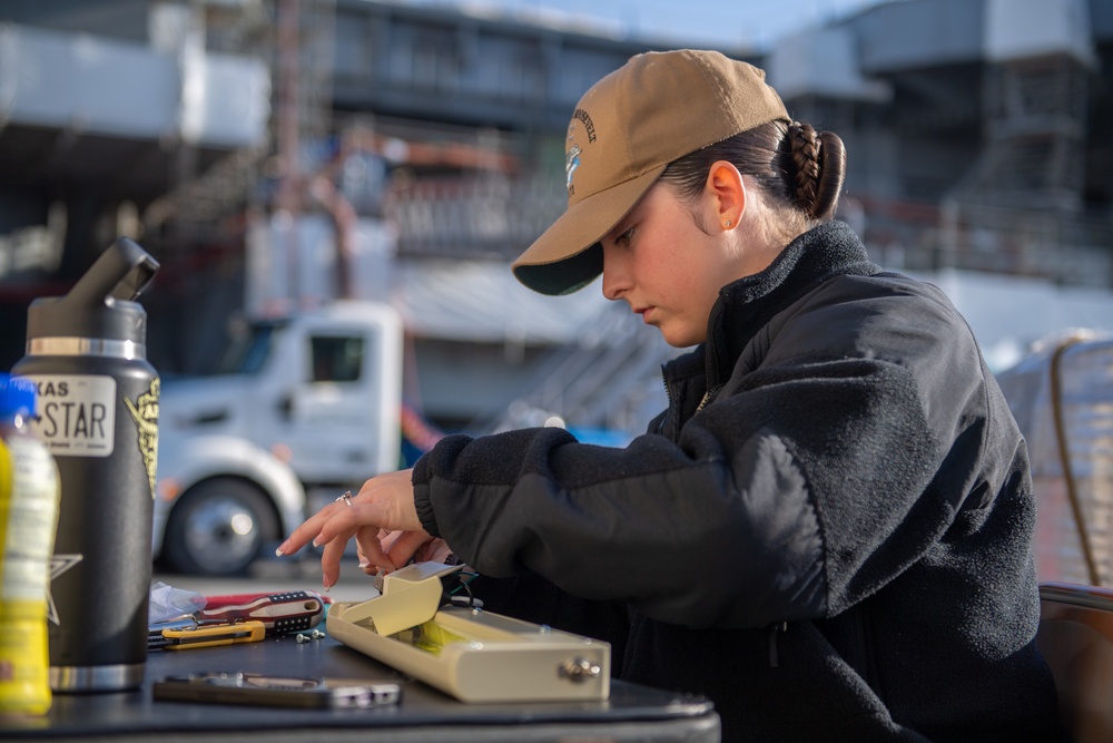 USS Theodore Roosevelt Maintenance