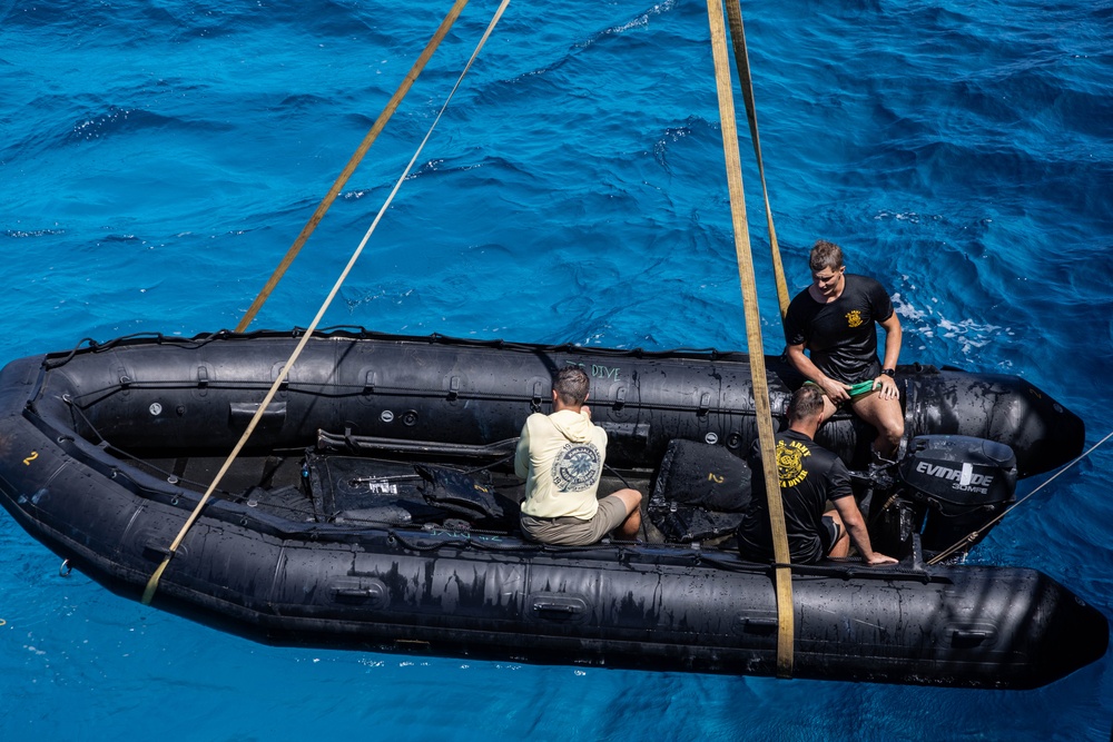 Kwajalein Atoll-7th Engineer Dive Detachment