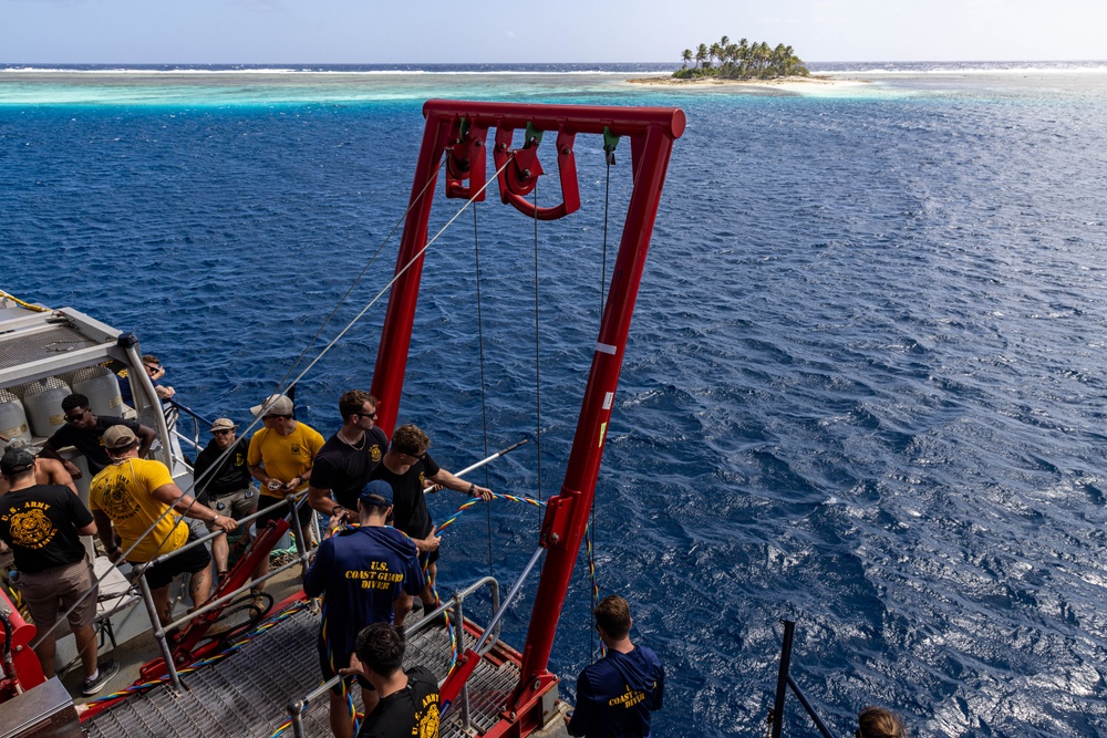 Kwajalein Atoll-7th Engineer Dive Detachment