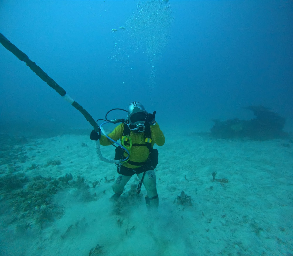 Kwajalein Atoll-7th Engineer Dive Detachment