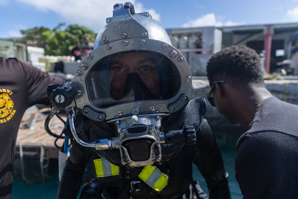 Kwajalein Atoll-7th Engineer Dive Detachment