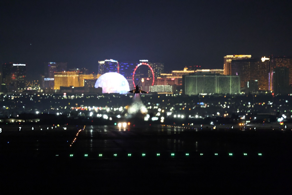 Red Flag-Nellis 25-1 End of the Runway