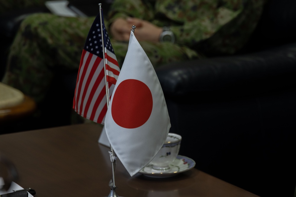 3rd MLG CG visits JGSDF Western Army Logistics Elements