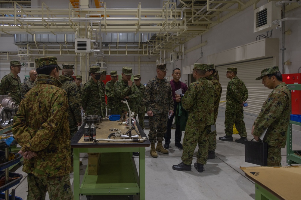 3rd MLG CG visits JGSDF Western Army Logistics Elements