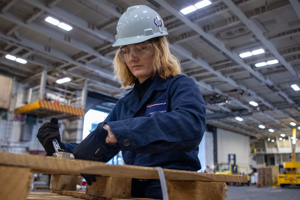 USS Ronald Reagan (CVN 76) prepares for DPIA