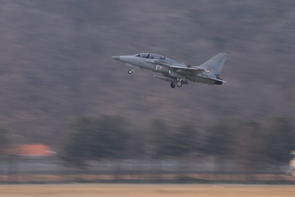 U.S. &amp; ROK collaborate during 25th FS’s last Buddy Squadron