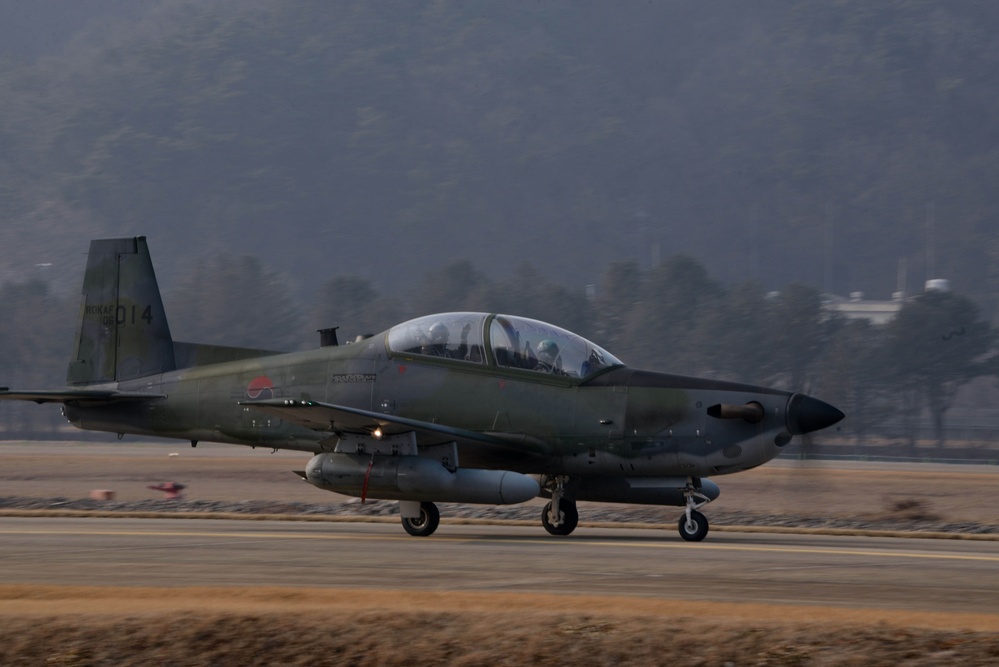 U.S. &amp; ROK collaborate during 25th FS’s last Buddy Squadron