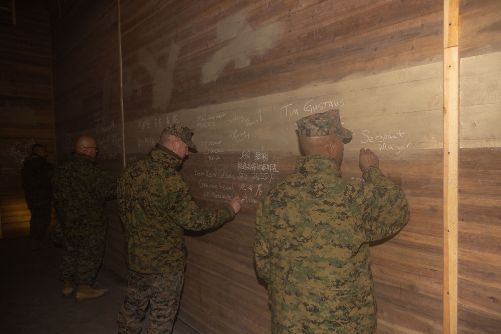 3rd MLG CG visits 10th Support Group Ammunition Depot