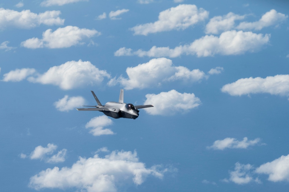 JASDF F-35As receive fuel from USAF KC-135 during exercise CN25