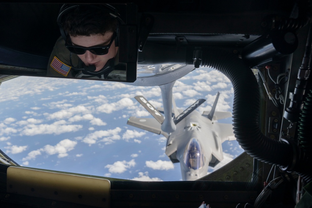 JASDF F-35As receive fuel from USAF KC-135 during exercise CN25