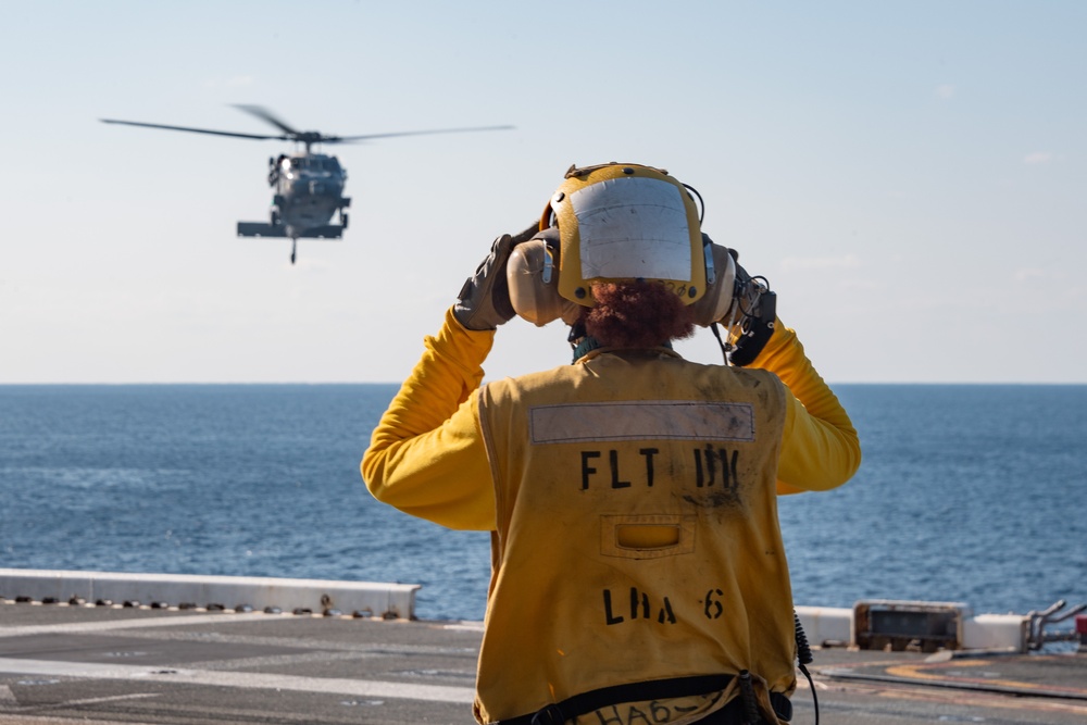 USS America (LHA 6) and 31st MEU Conduct Fast Rope