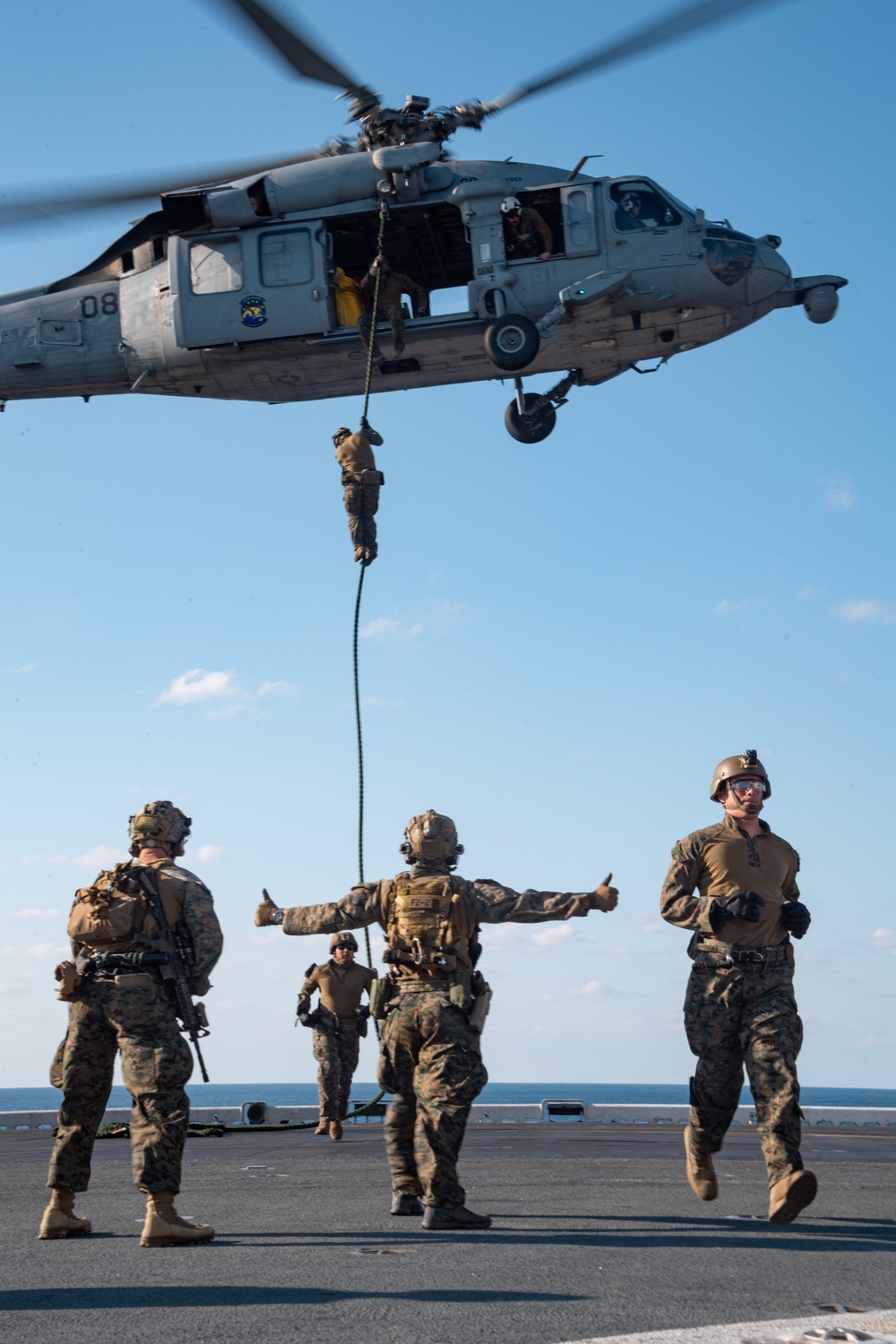 USS America (LHA 6) and 31st MEU Conduct Fast Rope