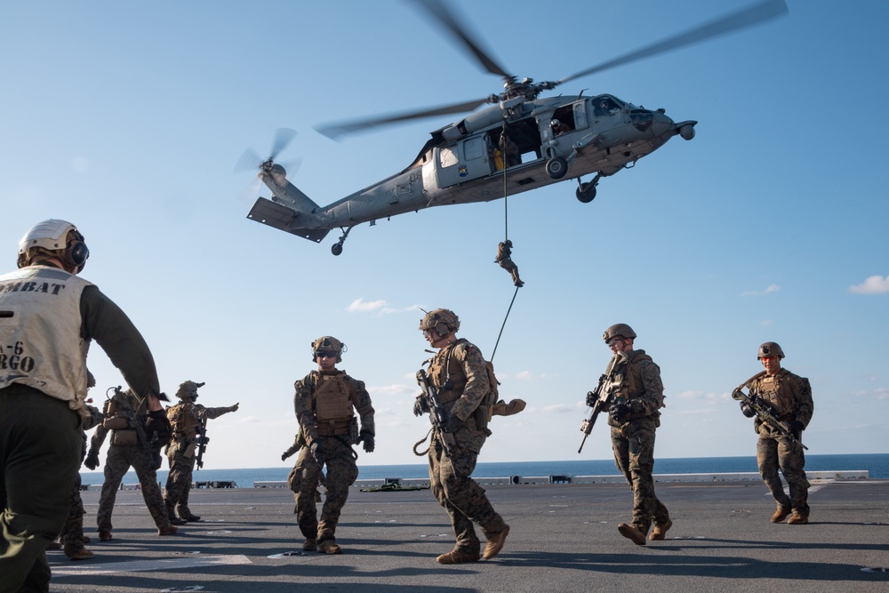 USS America (LHA 6) and 31st MEU Conduct Fast Rope