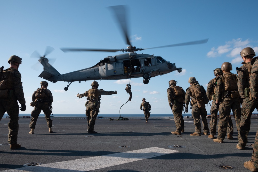 USS America (LHA 6) and 31st MEU Conduct Fast Rope