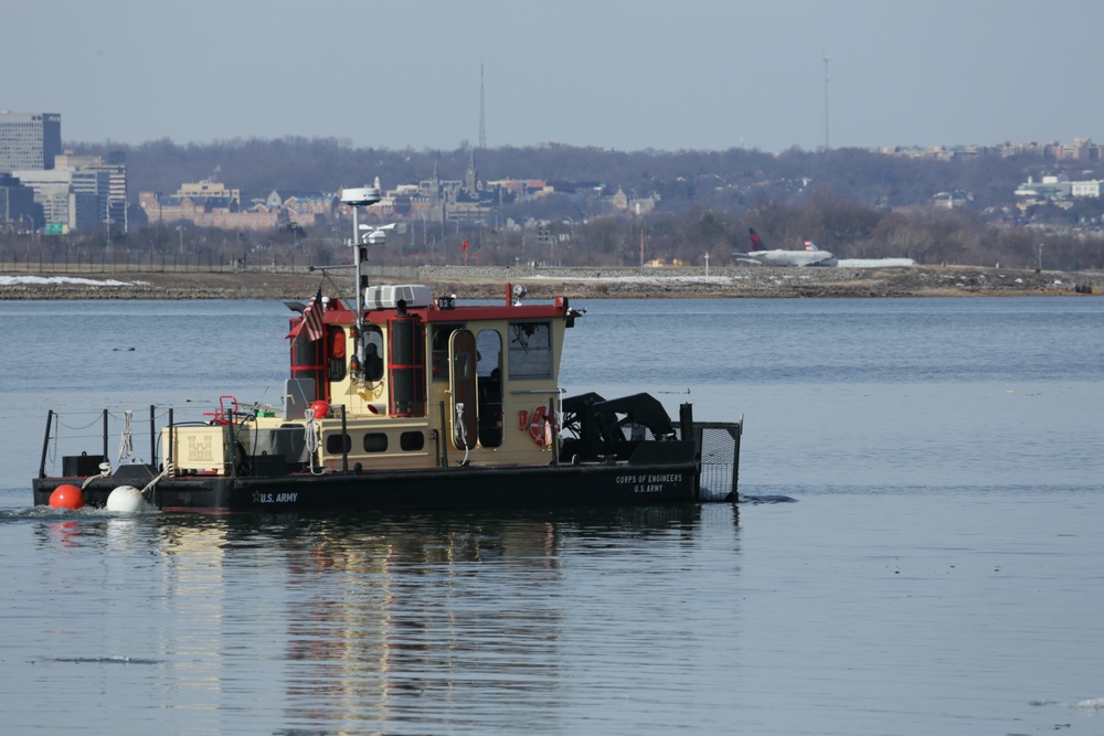 U.S. Army Corps of Engineers supports response and recovery operations following Potomac River Aviation Incident