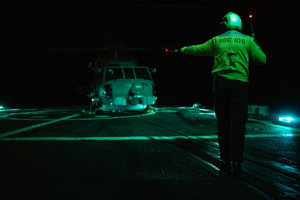 Wayne E. Meyer Conducts Flight Operations